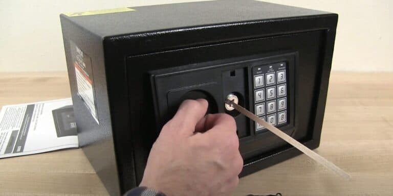 How To Open A Safe Without A Key And Combination?