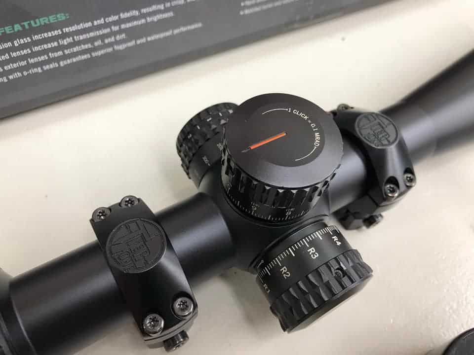 Vortex Optics Viper PST 5-25x50 knobs